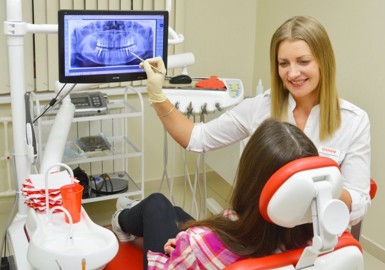 Кто такой врач стоматолог ортопед: на чём специализируется и что лечит этот специалист?